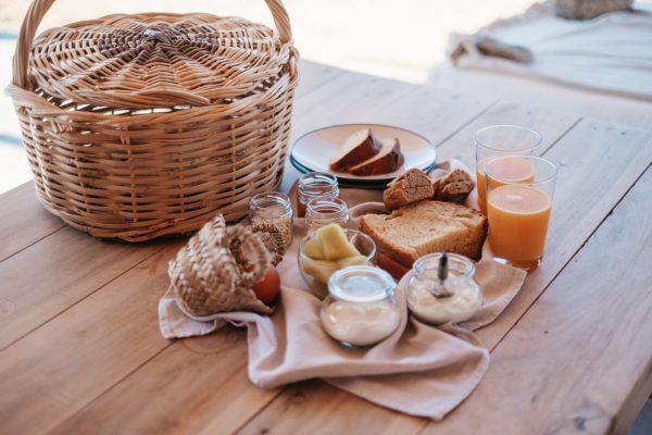Keli Serifos traditional breakfast in a basket